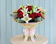 Букет цветов из:  Лилии и Розы #REPLACE_PRED# Медвежьи Озера