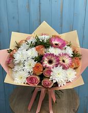 Букет цветов из:  Розы, Герберы и Хризантемы в Медвежьи Озера