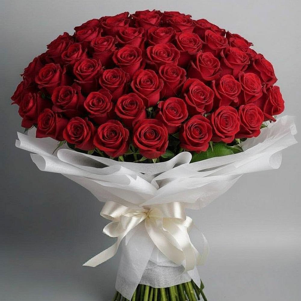 Букет 101 Красная роза Блэк Мэджик в Медвежьи Озера