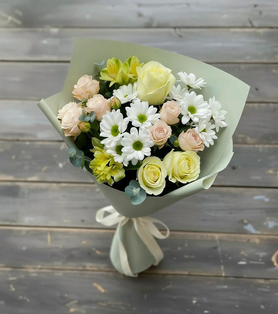 Букет цветов из: Альстромерии, Розы и Хризантемы в Медвежьи Озера
