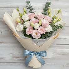 Букет цветов из:  Лизиантусы в Медвежьи Озера