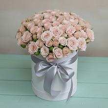 Цветочная композиция из Розы в шляпной коробке в Медвежьи Озера