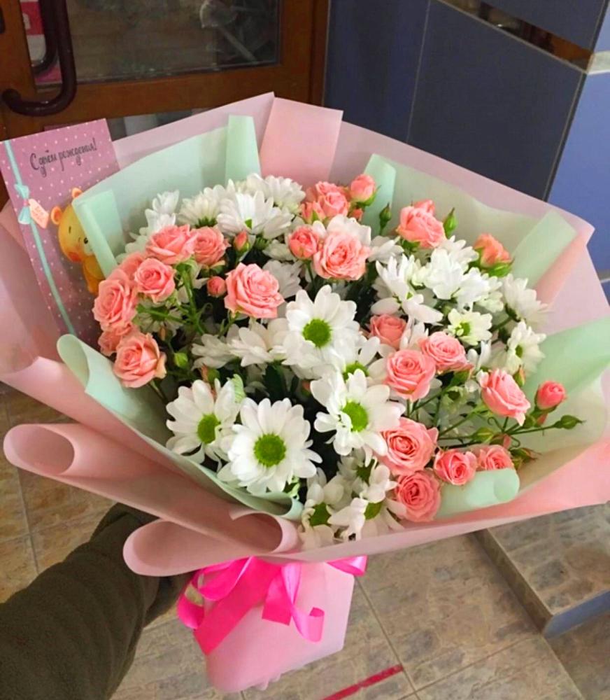 Букет цветов из: Розы и Хризантемы в Медвежьи Озера