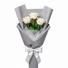 Букет 3 белые розы в Медвежьи Озера