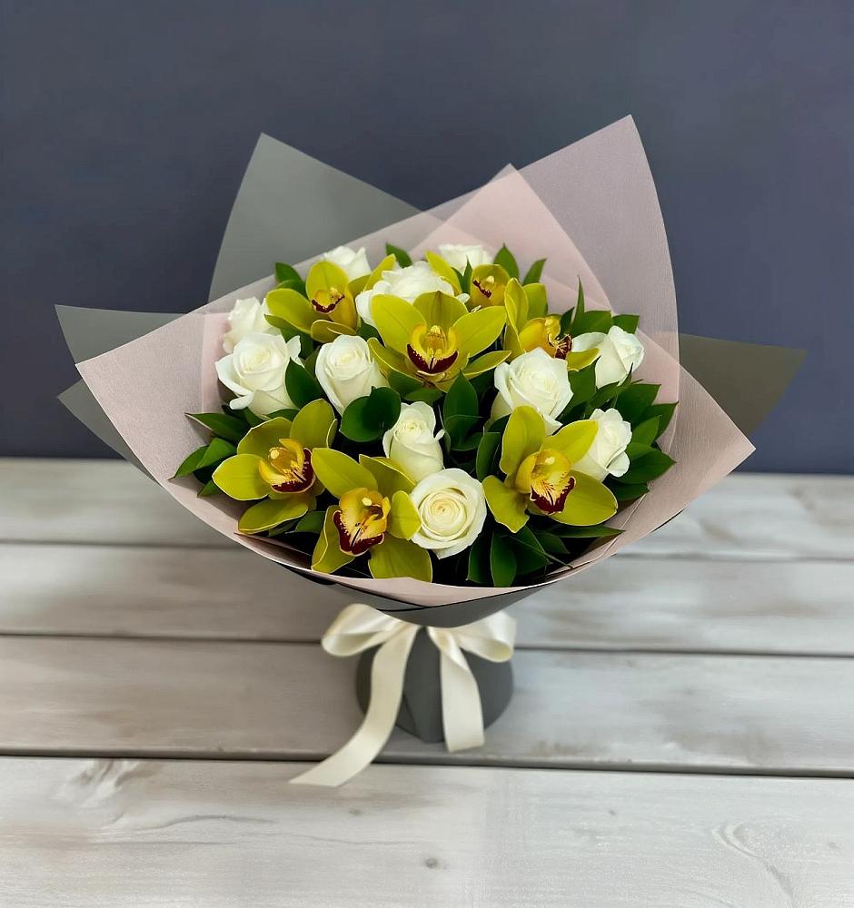 Букет цветов из: Орхидеи и Розы в Медвежьи Озера