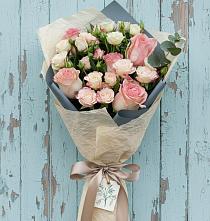 Букет цветов из:  Розы в Медвежьи Озера