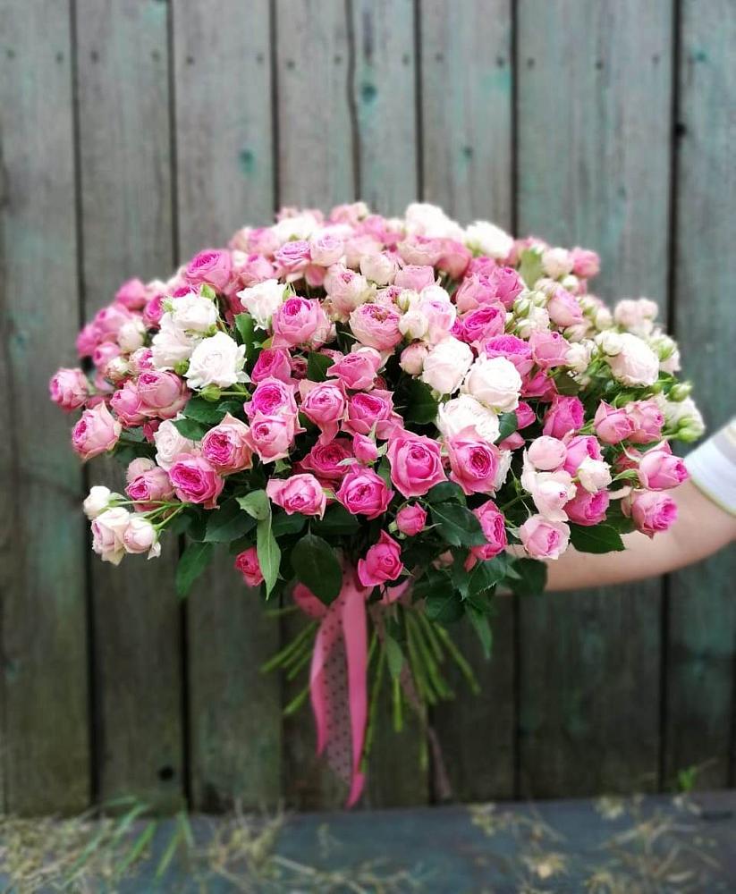 Букет Розовые кустовые розы Натали и Лав Лидия в Медвежьи Озера