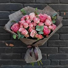 Букет цветов из:  Розы в Медвежьи Озера